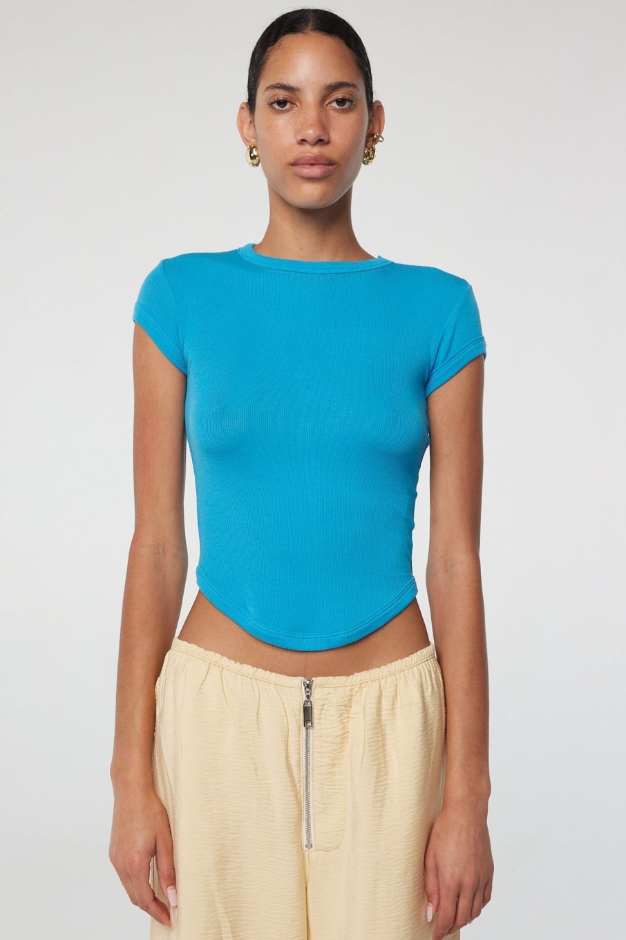 Tops The Line by K | Lavi T-Shirt Electric Turquoise