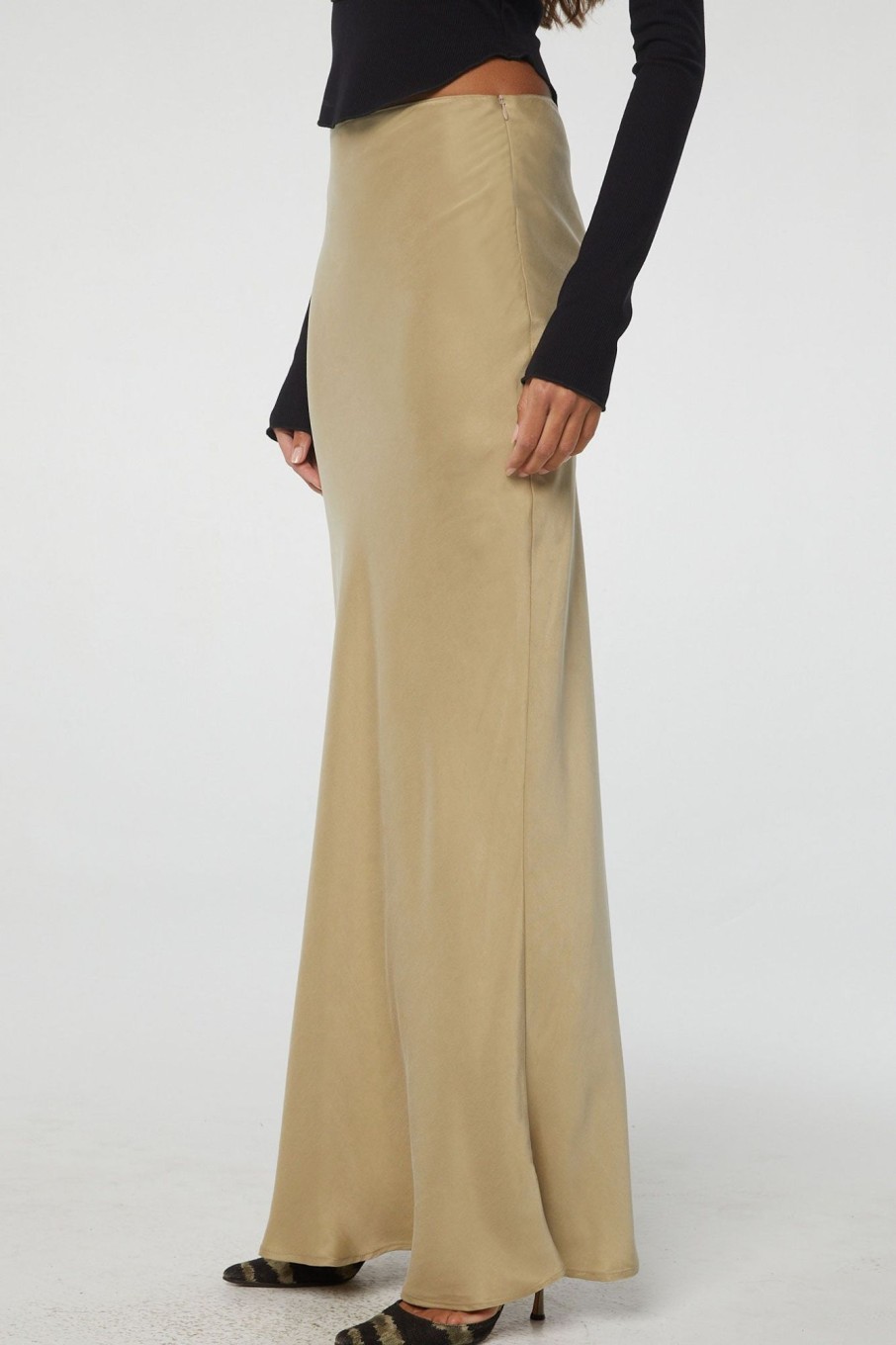 Bottoms The Line by K | Cleo Skirt Khaki